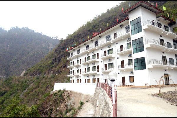 Samrat Resort