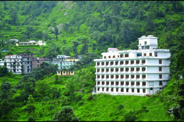 Shivalik Valley Resort